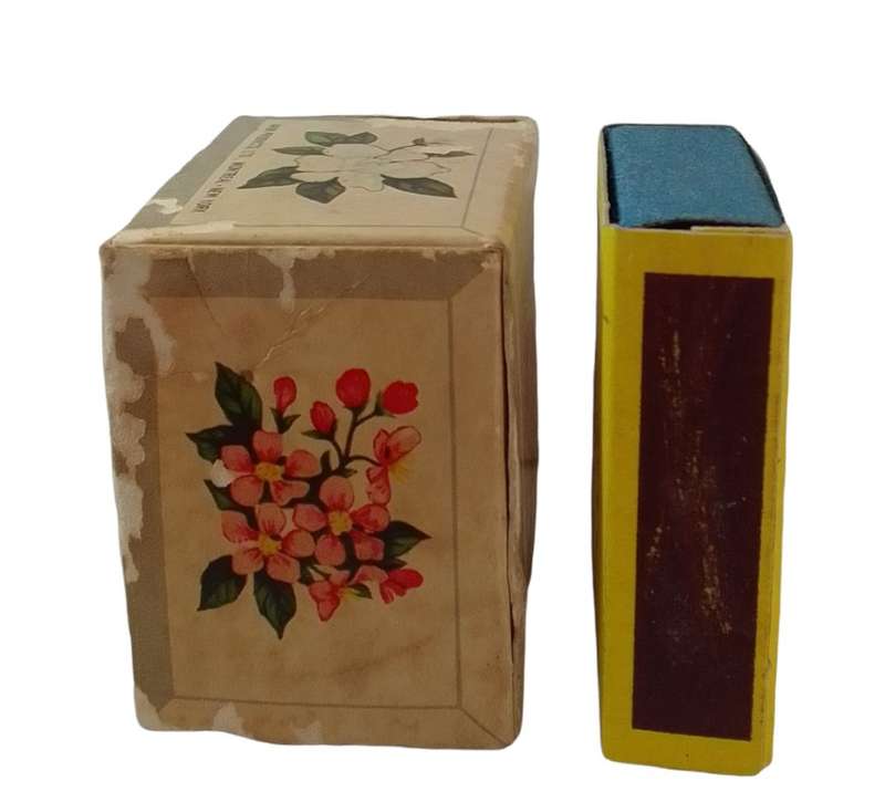Miniature Perfume Bottle: Avon