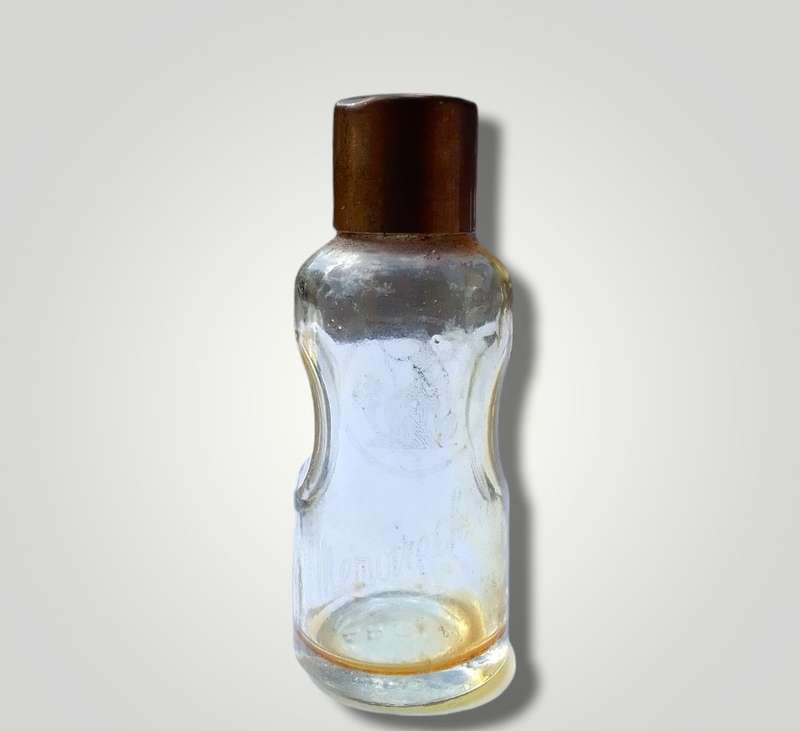 Miniature Perfume Bottle: Memoire Cherie Flower Mist - Elizabeth Arden