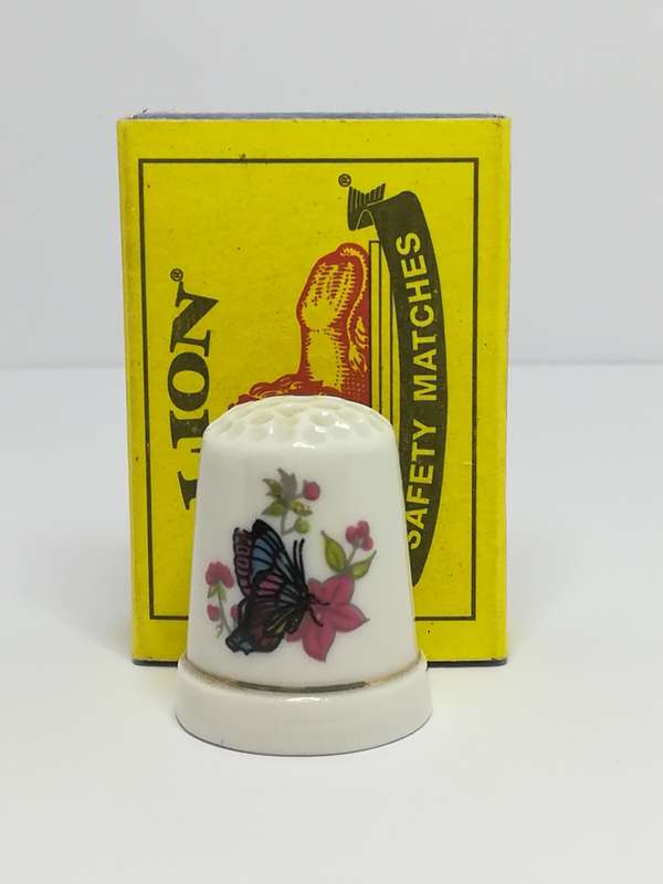 Thimble Porcelain with Butterfly (suitable for Printer's Tray)