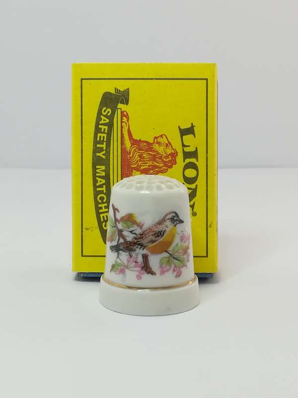 Thimble Porcelain with Bird (suitable for Printer's Tray)