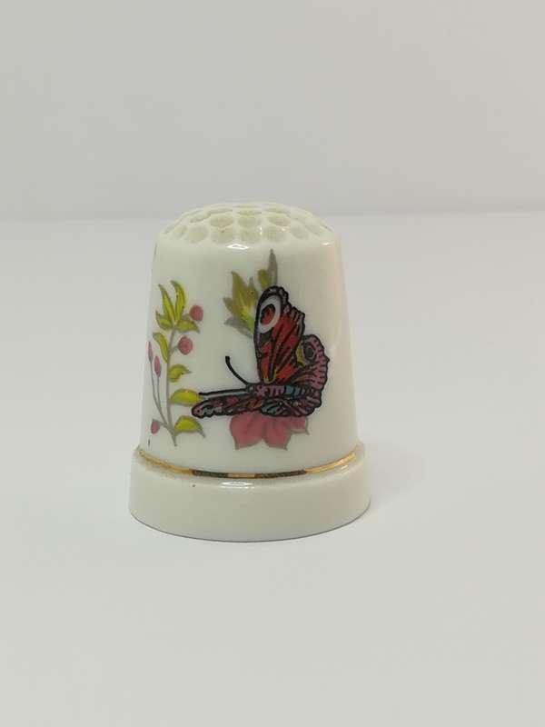 Thimble Porcelain with Butterfly (suitable for Printer's Tray)