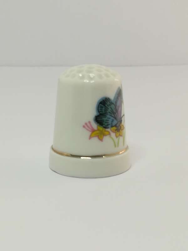 Thimble Porcelain with Butterfly (suitable for Printer's Tray)