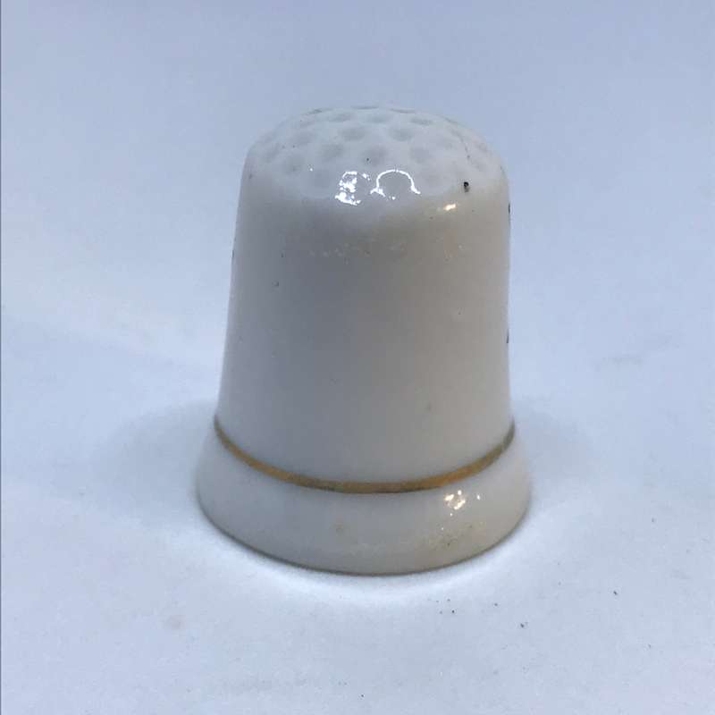 Thimble Porcelain (4 Pink Flowers)