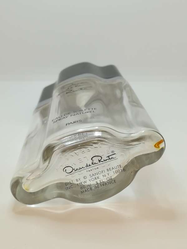 Perfume Bottle (Empty) - Oscar de la Renta (Oscar de la Renta)