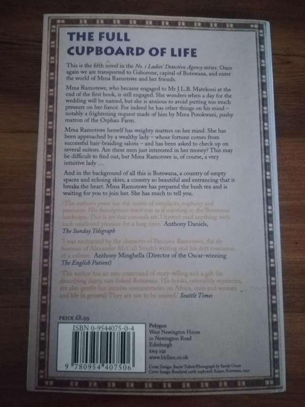 The Full Cupboard of Life (Alexander McCall Smith)