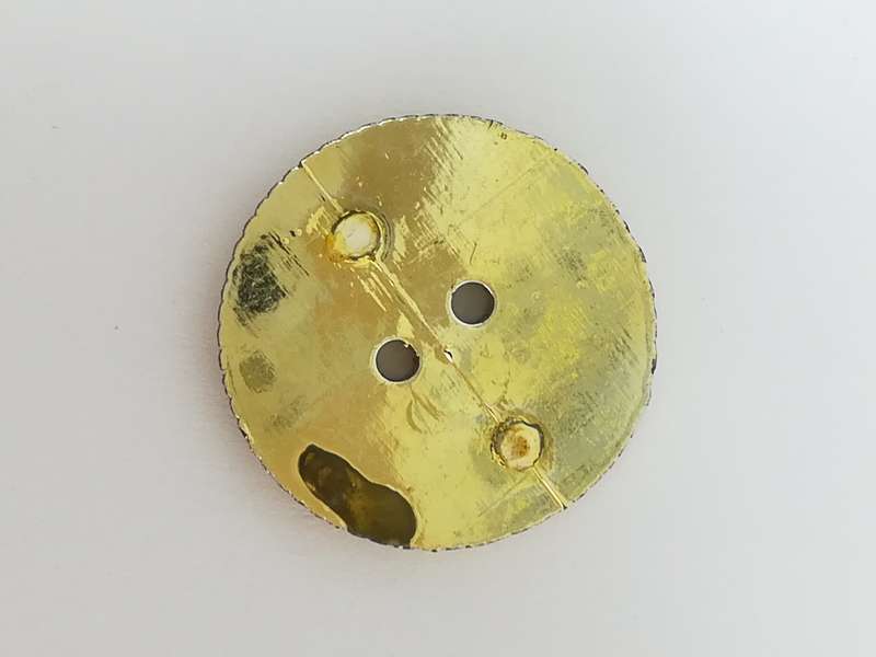 Round Sew Through Button Floral Design (Gold)
