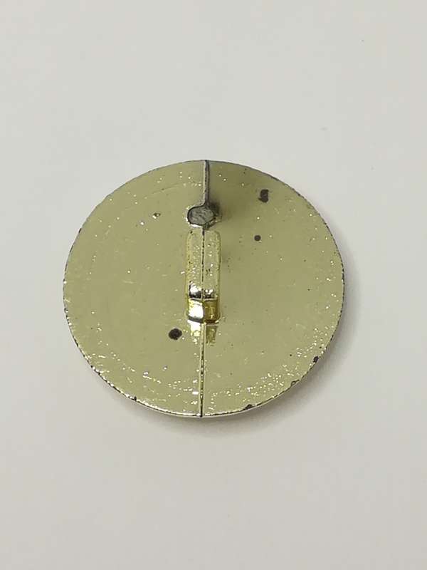 Round Shank Button with Striped Design ('Gold')