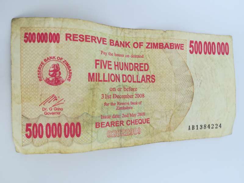 500 Hundred Zimbabwean Dollar Bank Note