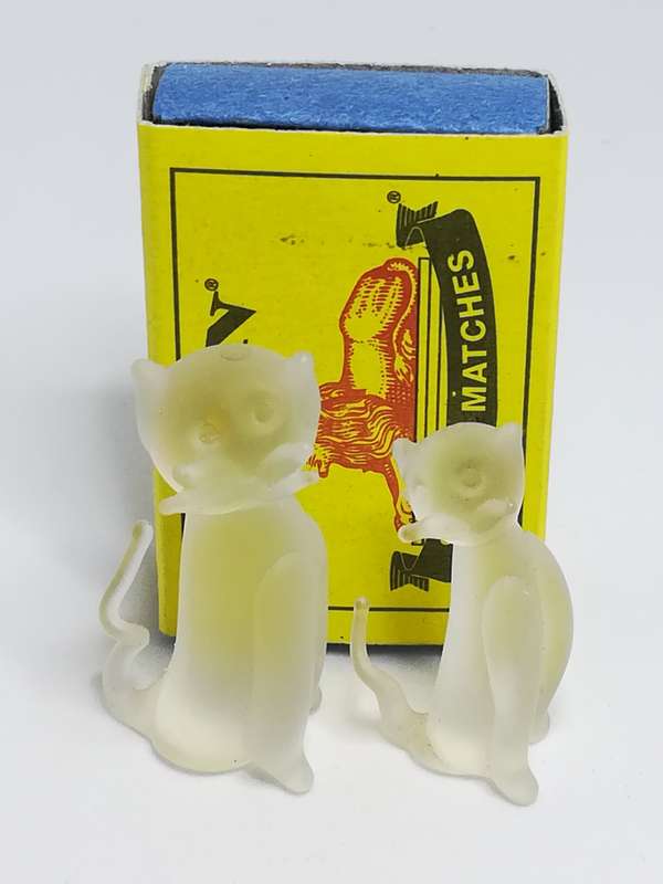 Miniature Glass Cat & Kitten (Miniature, suitable for printer's tray)