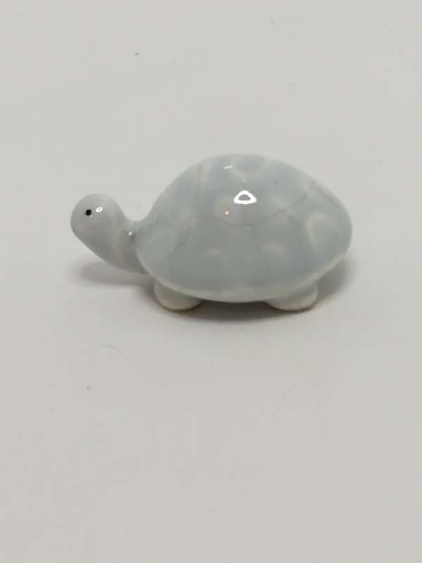 Miniature Light Grey & White Ceramic Tortoise (Miniature, suitable for printer's tray)