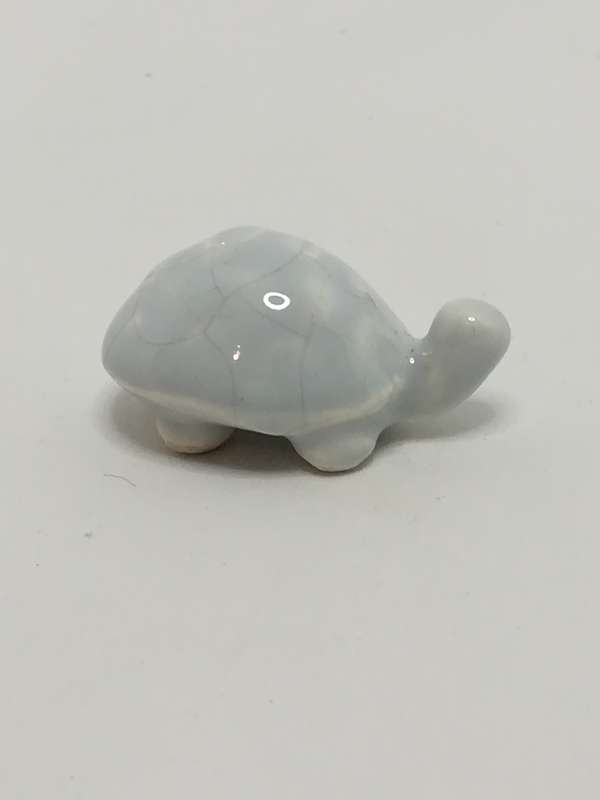 Miniature Light Grey & White Ceramic Tortoise (Miniature, suitable for printer's tray)