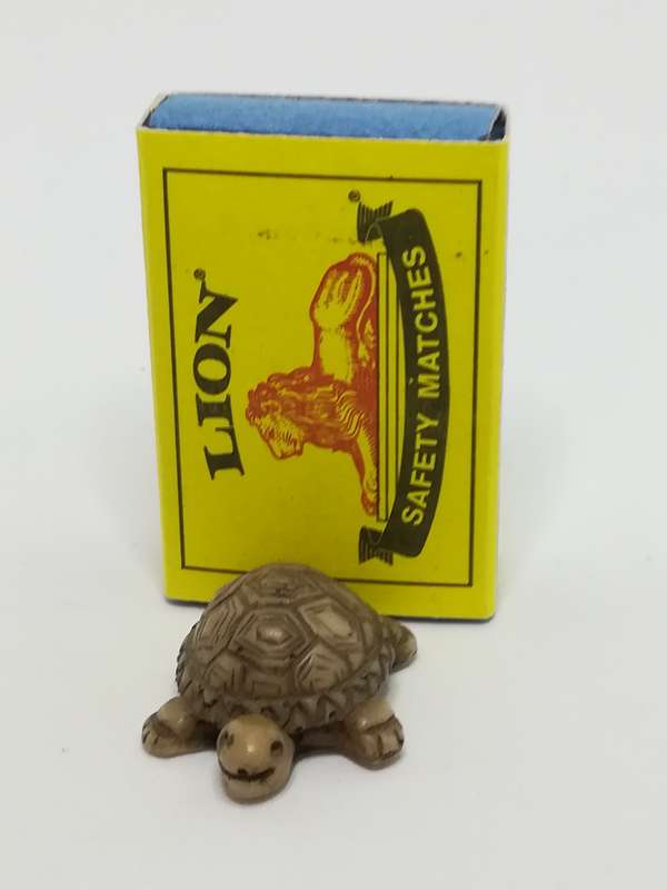 Miniature Cream & Brown Tortoise - Design 1 (Miniature, suitable for printer's tray)