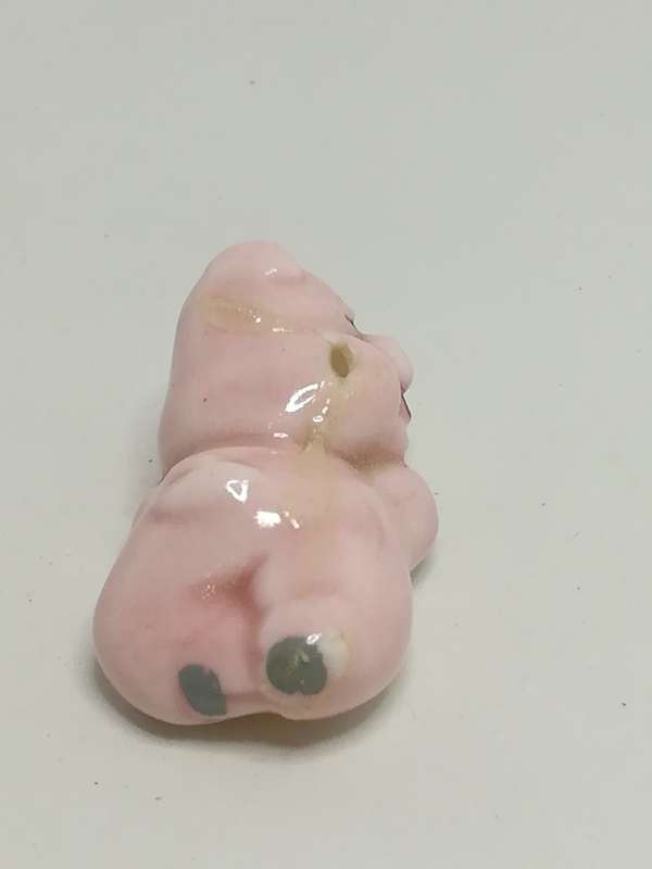 Miniature Ceramic Baby Pink Pig Smiling While Sleeping (Miniature, suitable for printer's tray)