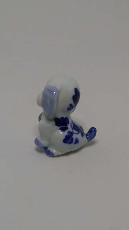 Miniature Ceramic Blue & White Delft Style Puppy (Elesva Holland) (Miniature, suitable for printe...