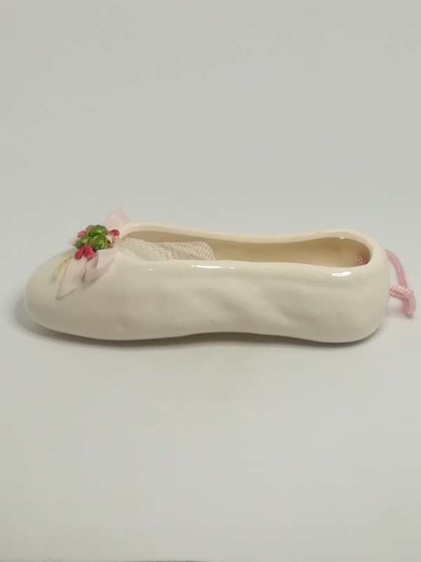 Small Single Pink Ceramic Ballet Slipper