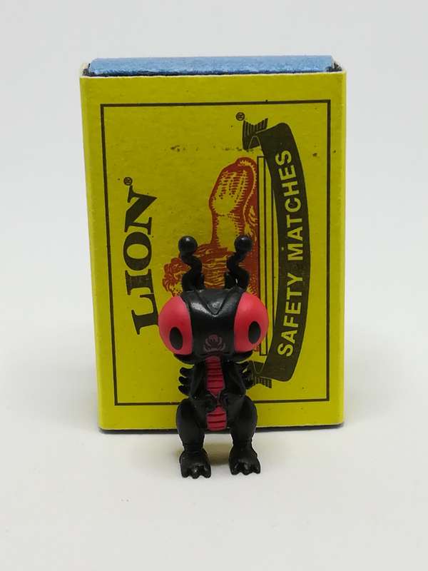 Miniature Black & Pink Alien (Miniature, suitable for printer's tray)