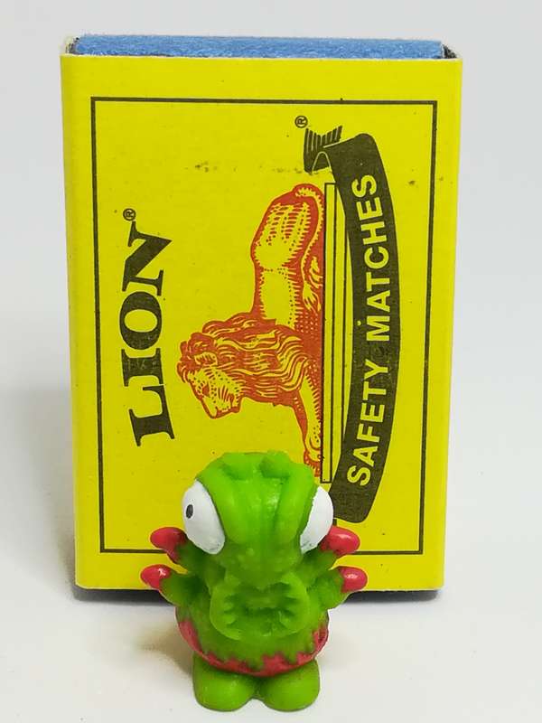 Miniature Green & Red Bug Big White Eyes Pencil Popper (Miniature, suitable for printer's tray)