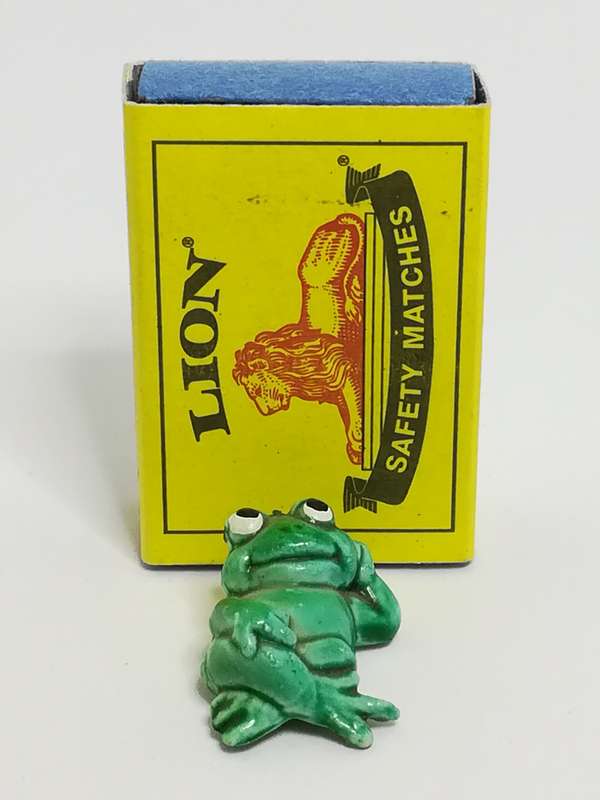 Miniature Green Frog Lying Down (Miniature, suitable for printer's tray)