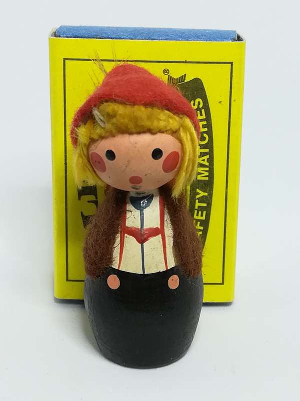 Miniature Wooden Doll Dressed in Brown Outfit & Red Hemp (Miniature, suitable for printer's tray)