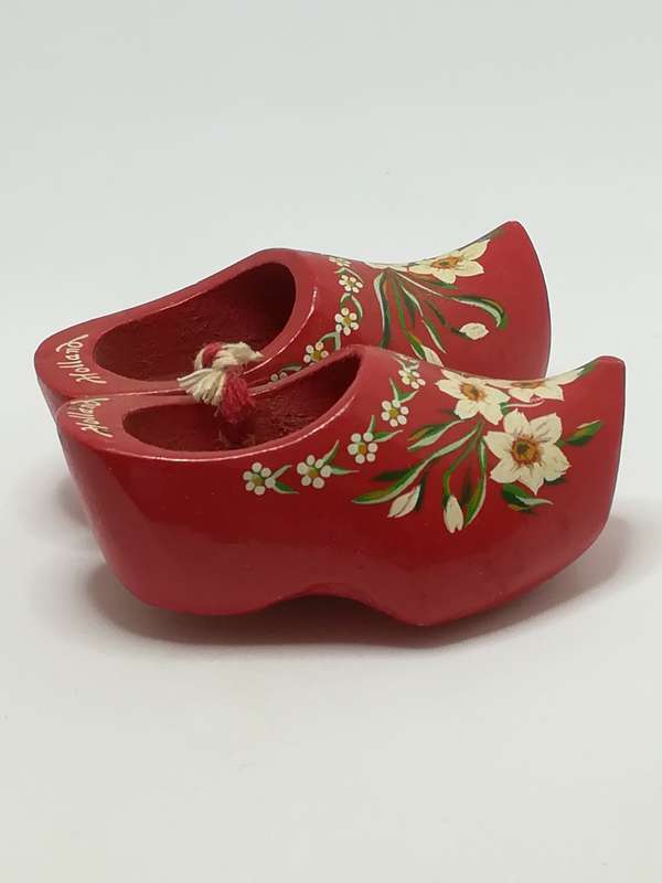 Miniature Wooden Red Clogs Flower Painting (Holland) (Miniature, suitable for printer's tray)