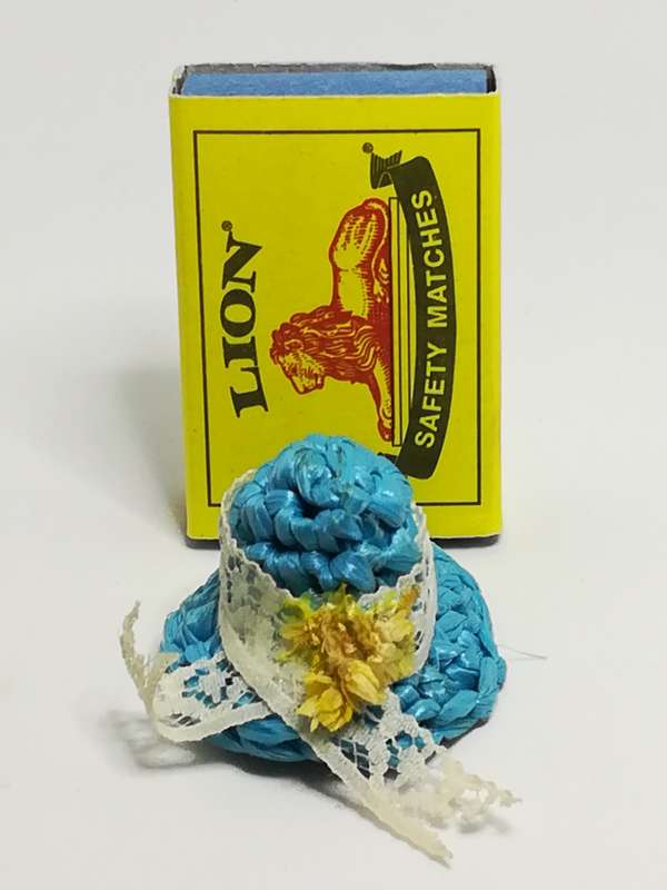 Miniature Blue Sun Hat with White Ribbon Made of Plastic (Miniature, suitable for printer's tray)
