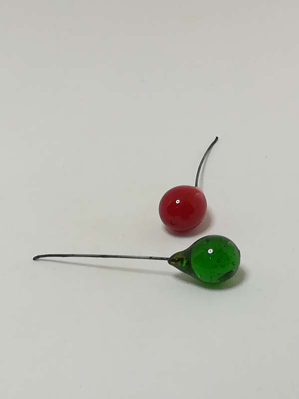 Miniature Pair Red & Green Headed Hair Pins (Miniature, suitable for printer's tray)