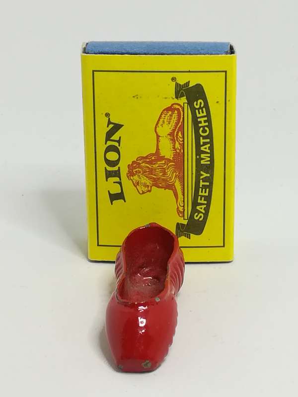 Miniature Single Red Ballet Slipper (Miniature, suitable for printer's tray)