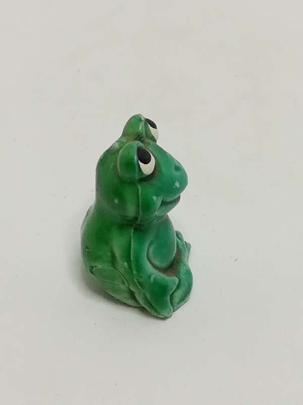 Miniature Green Frog Relaxing (Miniature, suitable for printer's tray)