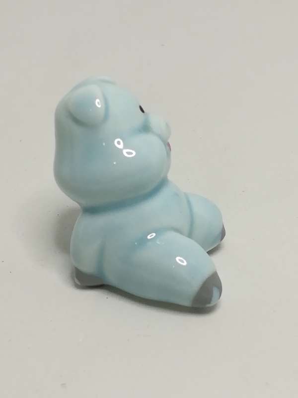 Miniature Ceramic Baby Blue Pig Sitting (Miniature, suitable for printer's tray)