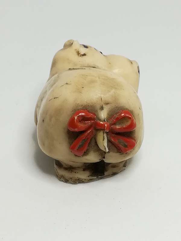 Miniature Hippo Red Ribbon on Tail (Miniature, suitable for printer's tray)
