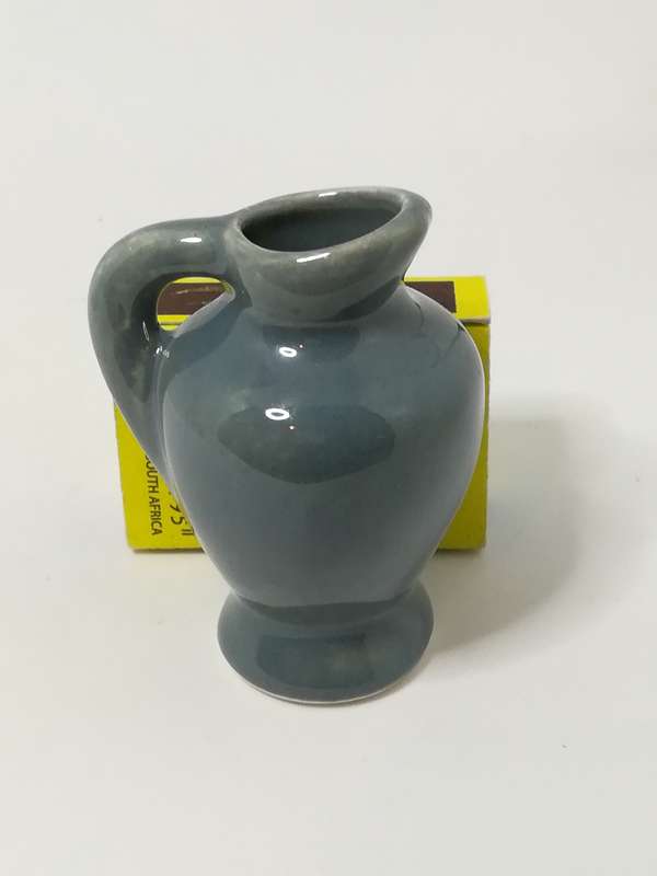 Miniature Blue Ceramic Jug (Miniature, suitable for printer's tray)