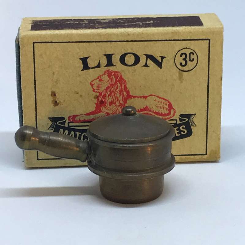 Miniature Brass pot with lid (Miniature, suitable for printer's tray)