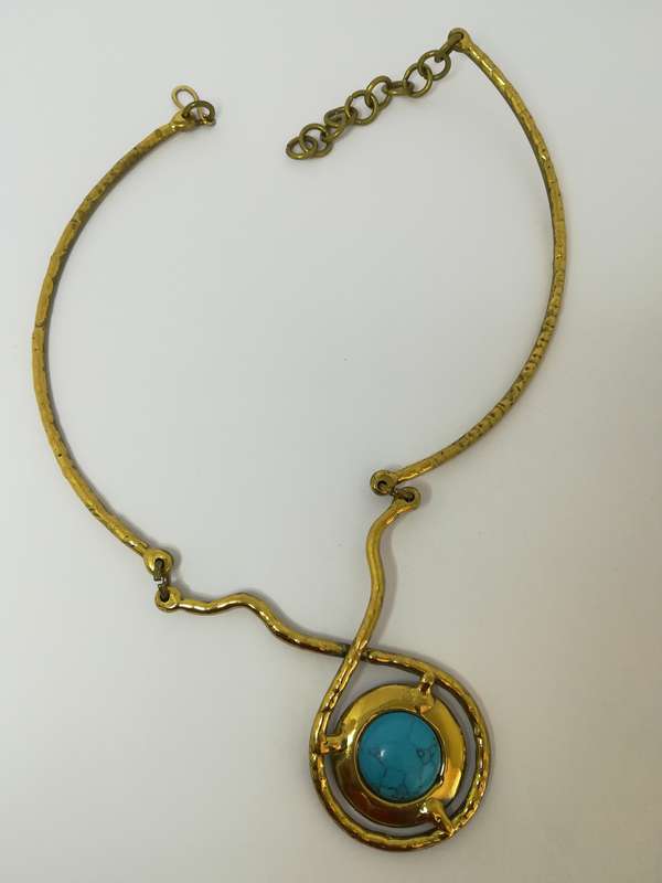 Necklace Brass with Round Turquoise Pendant/Stone