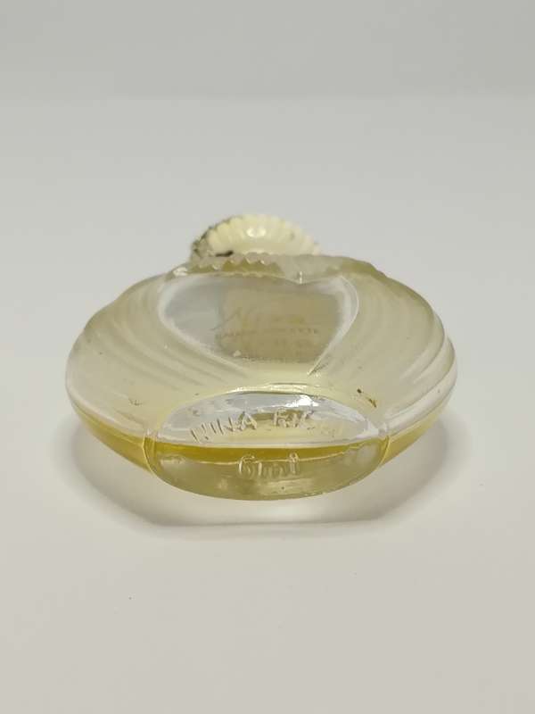 Miniature Perfume Bottle: Nina - Nina Ricci (5ml)