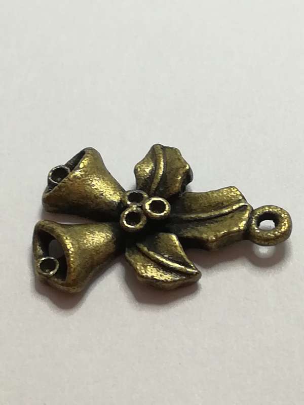 Charm Dangle: 'Brass' Christmas Holly