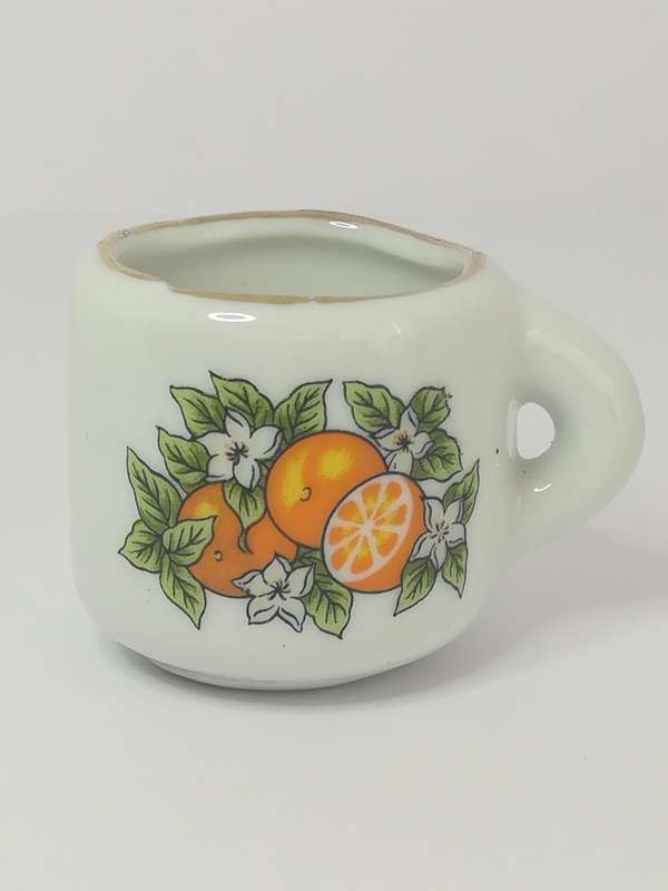 Small Teacup with Oranges
