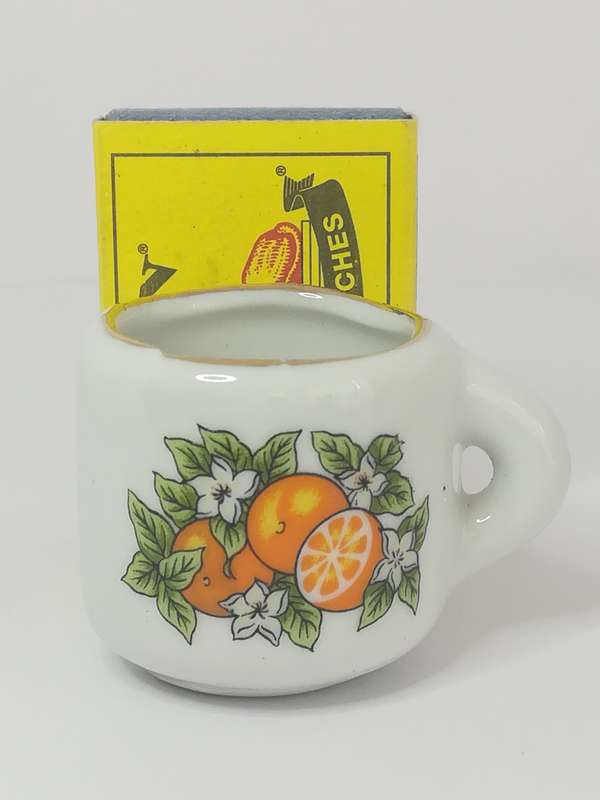 Small Teacup with Oranges