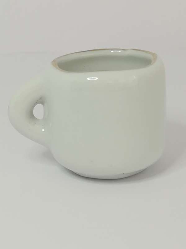 Small Teacup with Oranges
