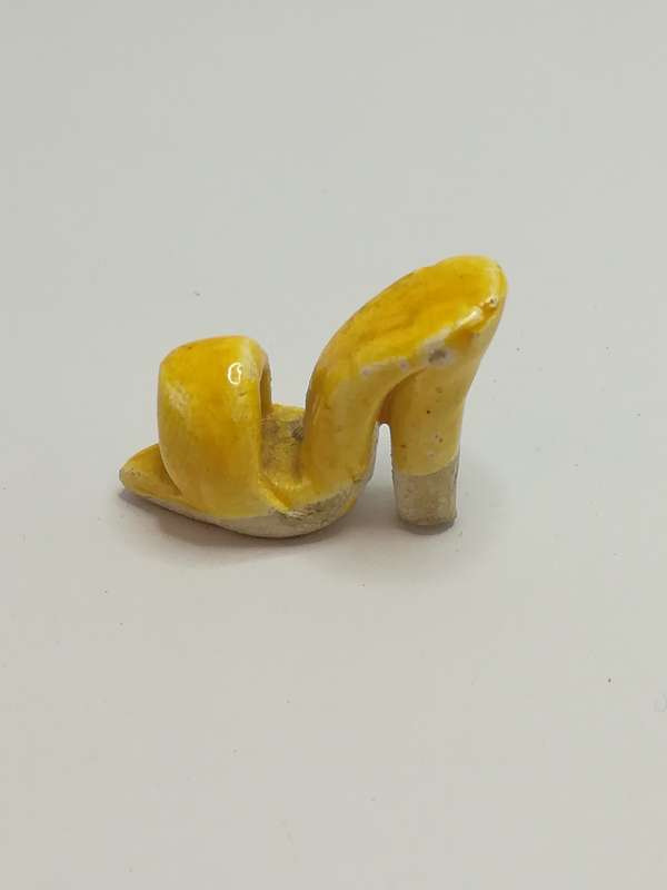 Miniature Single Yellow Ceramic High Heel Open Toe Shoes (Miniature, suitable for printer's tray)