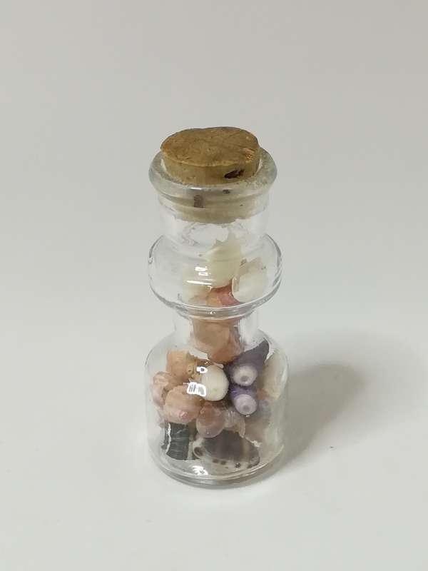 Miniature Bottle with Mini Shells & Cork Lid (Miniature, suitable for printer's tray)