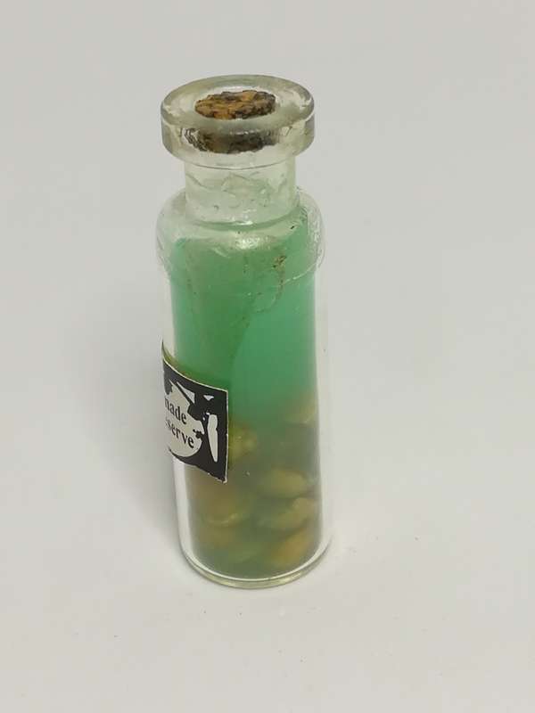 Miniature Bottle Homemade Fig Preserve (Miniature, suitable for printer's tray)