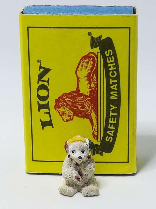 Miniature Polar Bear Wearing Scarf - Style 1 (Miniature, suitable for printer's tray)