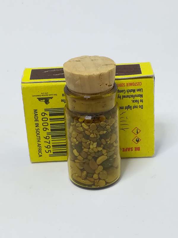 Miniature Bottle with Pebbles (Miniature, suitable for printer's tray)