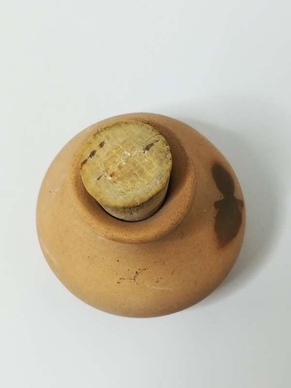 Small Clay Bottle & Cork with Leaf Design
