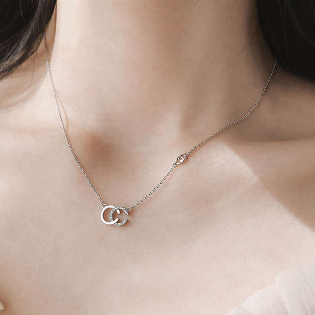 Diva CC Clavicle Silver Chain
