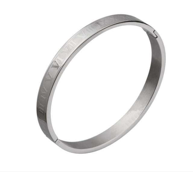 Diva the roman bangle