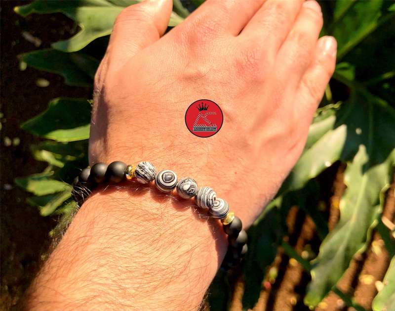 Argent Craft Natural Black Matte Agate With 4 White and Black Agate Stone