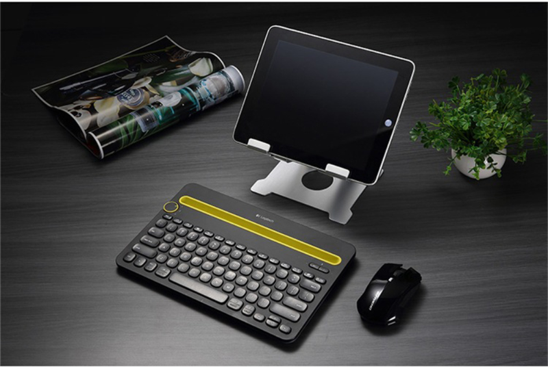 Aluminium Height Adjustable iPad / Tablet Stand