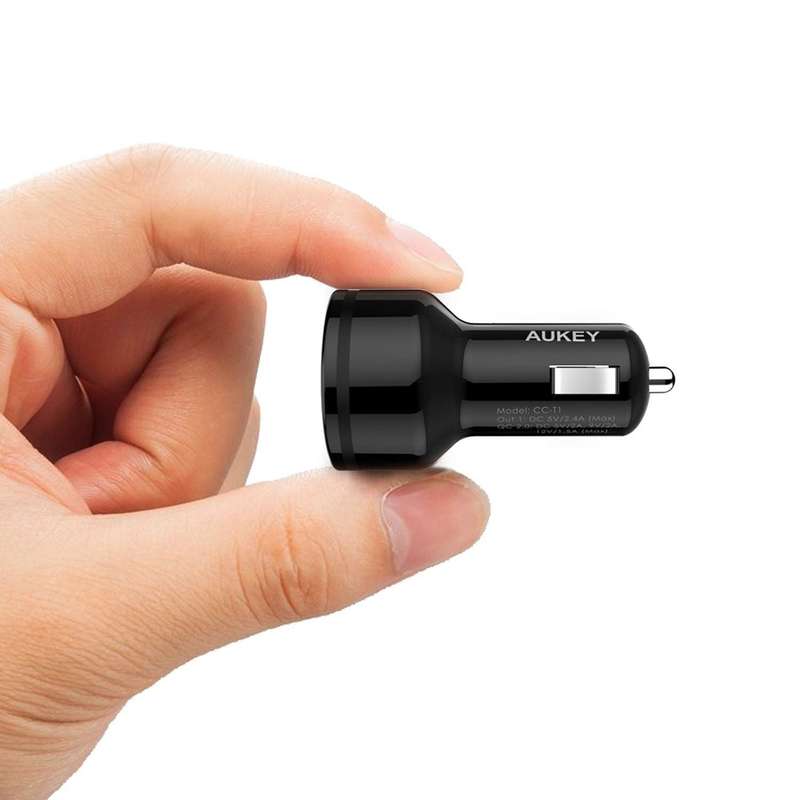 CC-T1 Aukey 30W 2-Port USB Car Charger with Qualcomm Quick Charge 2.0 Technology & AiPower Adapti...