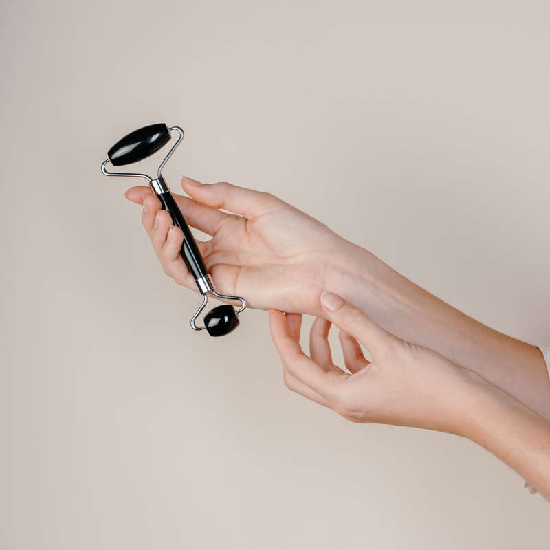 Obsidian Facial Roller